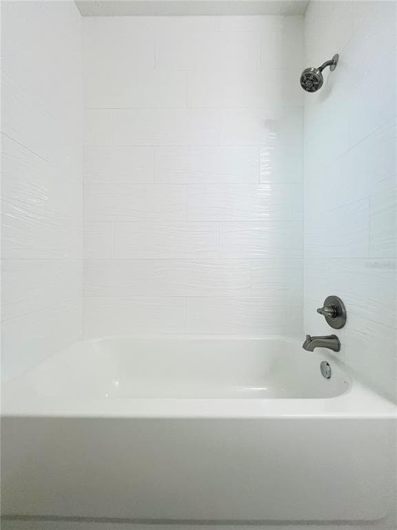 300 VENETIAN DRIVE 2 photo 19