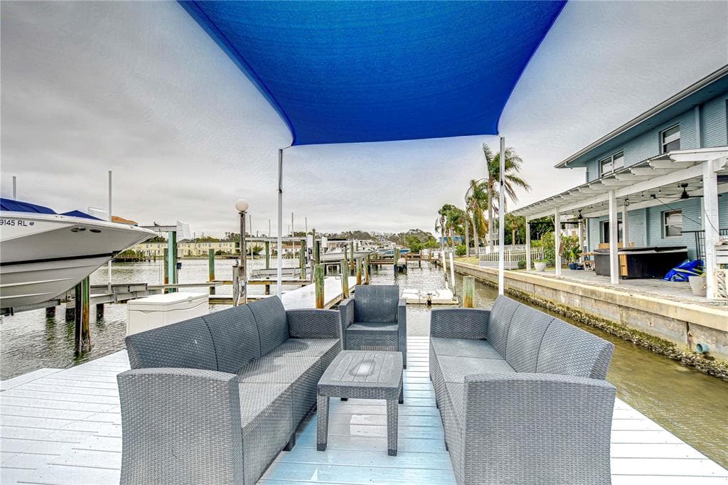 300 VENETIAN DRIVE 3 photo 6