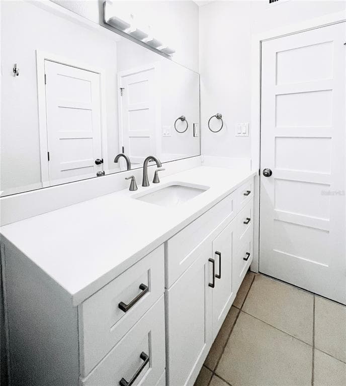 300 VENETIAN DRIVE 3 photo 17