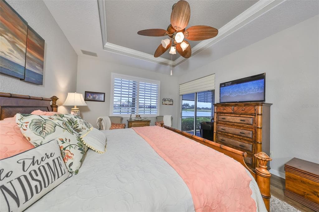 1348 EMERALD DUNES DRIVE photo 19