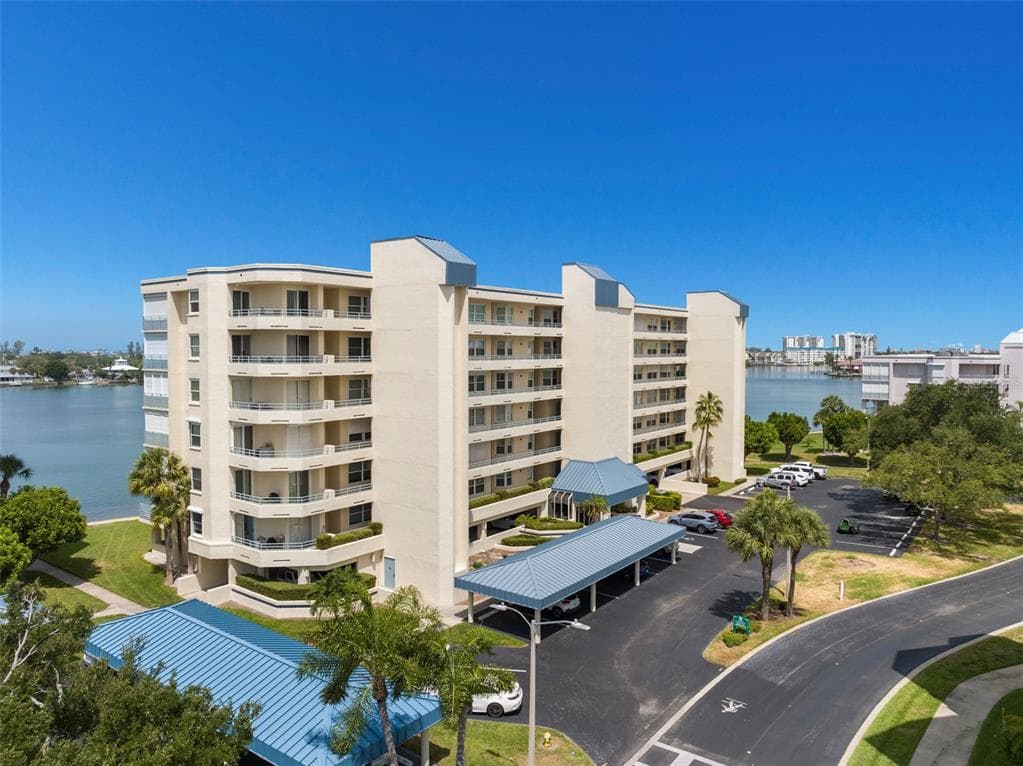 7984 SAILBOAT KEY BOULEVARD S #306 1