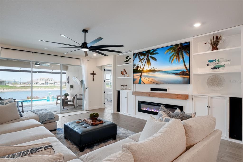 7466 SEA MANATEE STREET photo 17