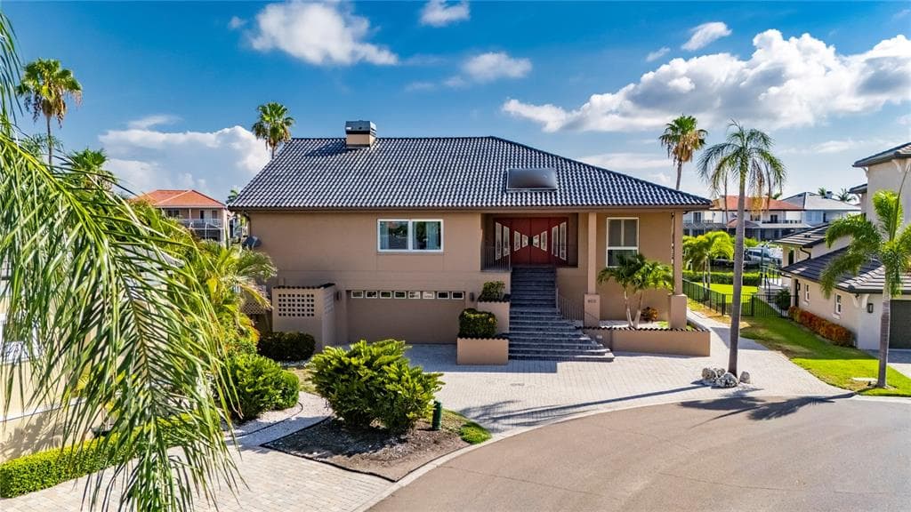903 CAPRICCIO LANE 2
