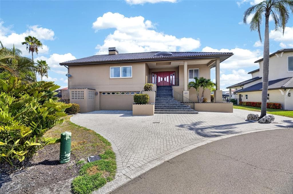 903 CAPRICCIO LANE 1