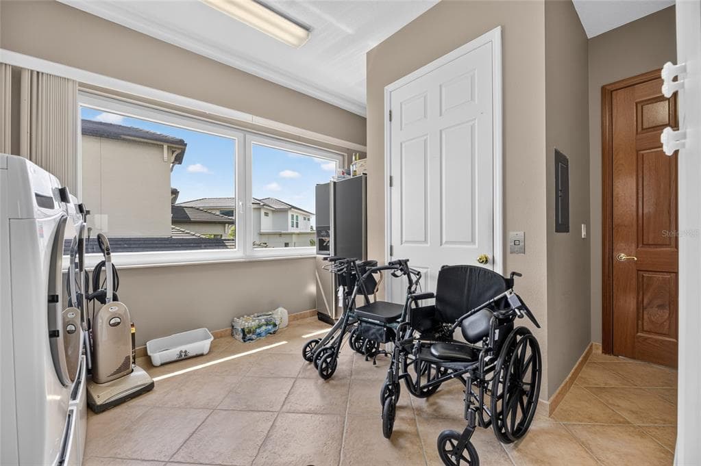 903 CAPRICCIO LANE photo 24