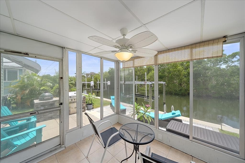 192 BIMINI DRIVE 4