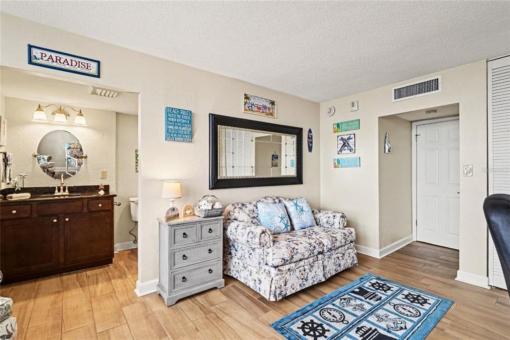 3051 S ATLANTIC AVENUE V060 photo 21