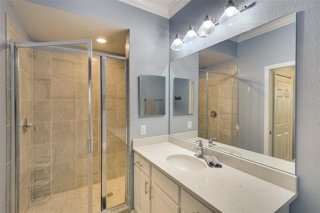 850 TIDEWATER SHORES LOOP 402 photo 20