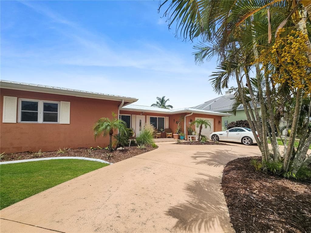 270 BELAIRE COURT 1