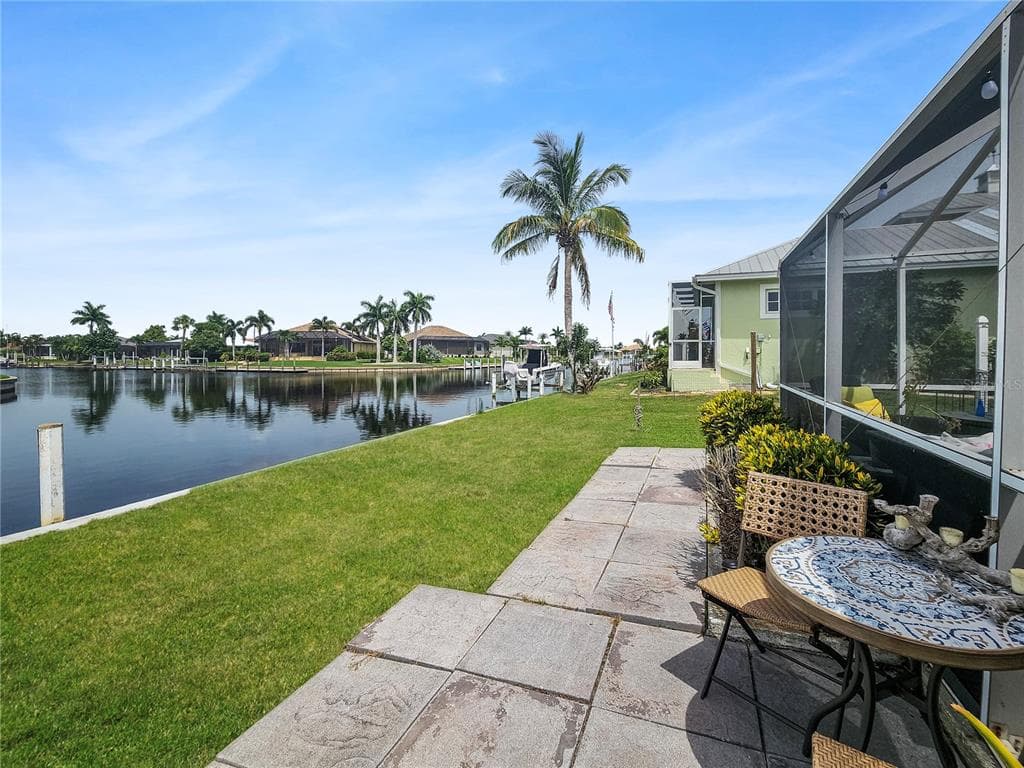 270 BELAIRE COURT photo 25