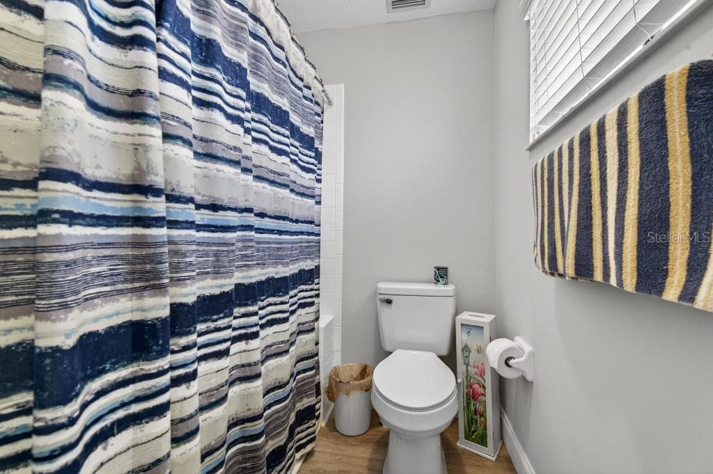 110 CIMMARON DRIVE photo 17
