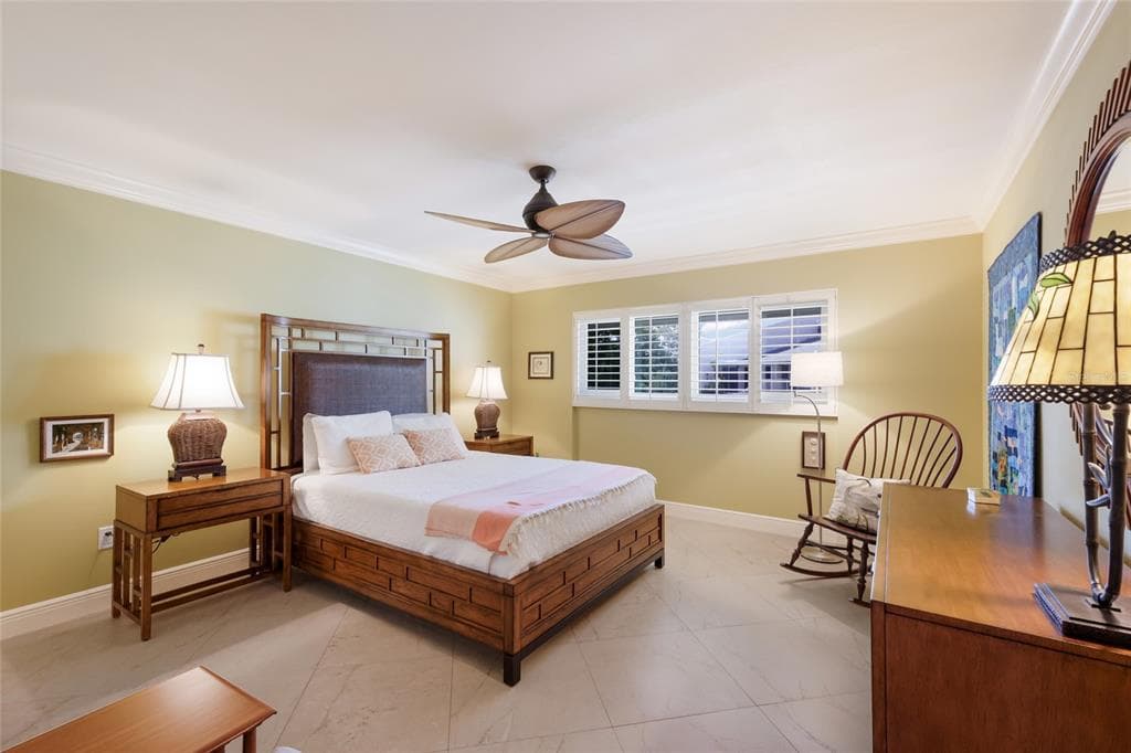 5757 GULF OF MEXICO DRIVE 205 photo 23