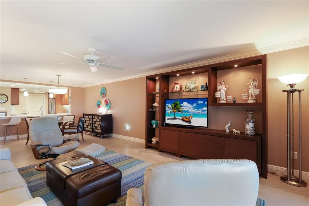 5757 GULF OF MEXICO DRIVE 205 photo 11