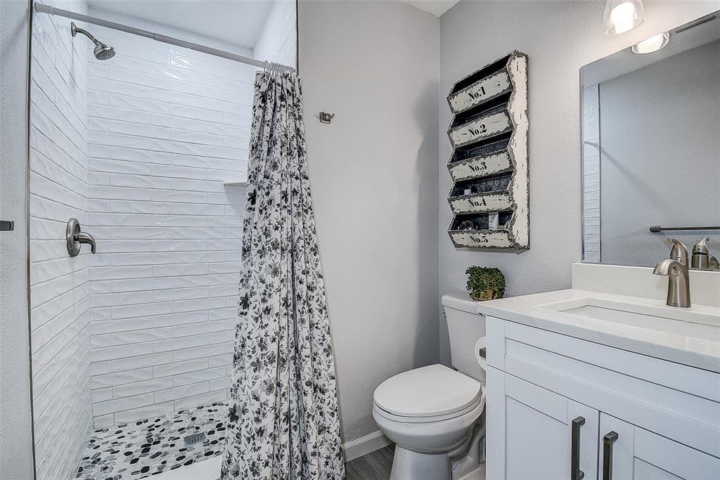 1439 WATER VIEW DRIVE W photo 23