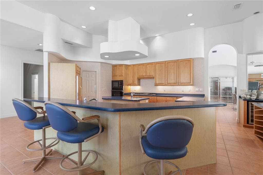 1 CAPRI COURT photo 15