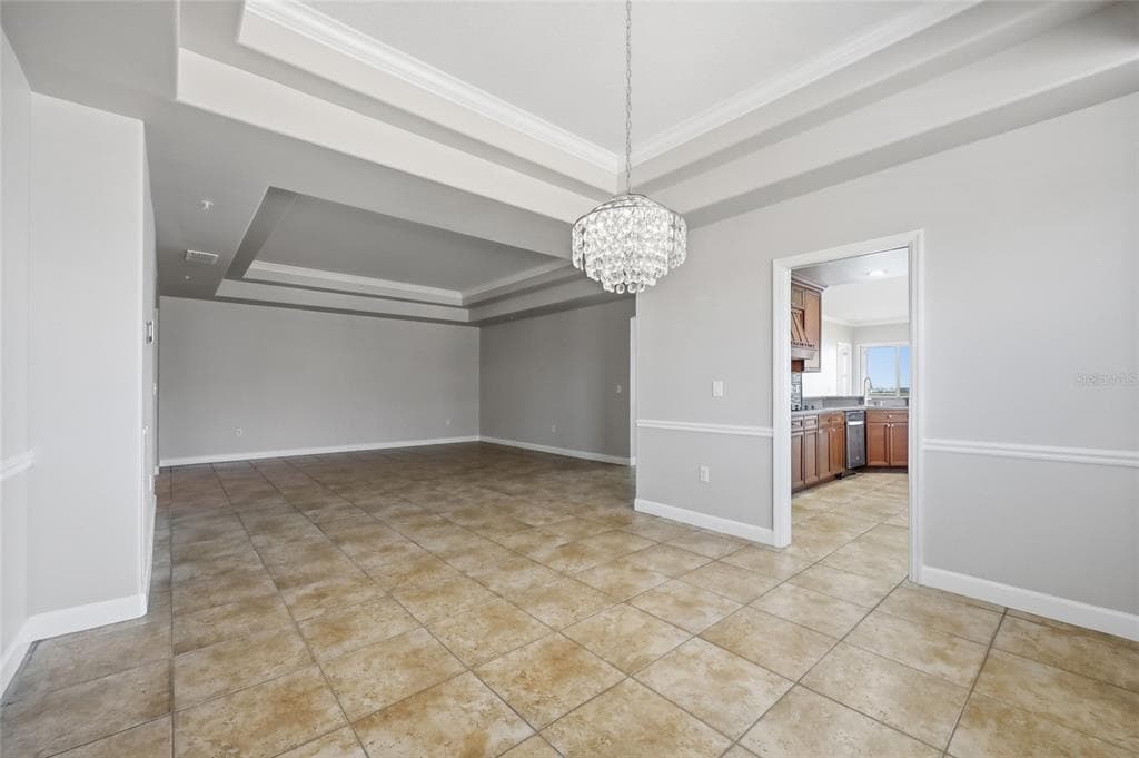 8767 THE ESPLANADE 40 photo 23