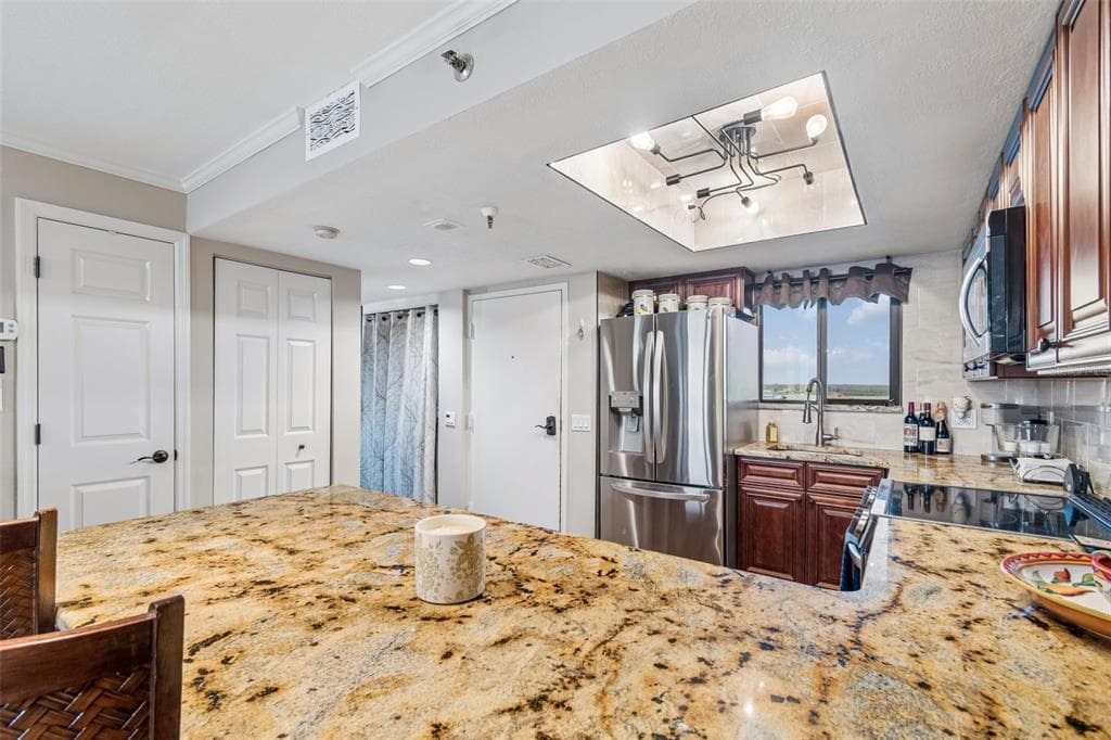 6009 SEA RANCH DRIVE 503 photo 11