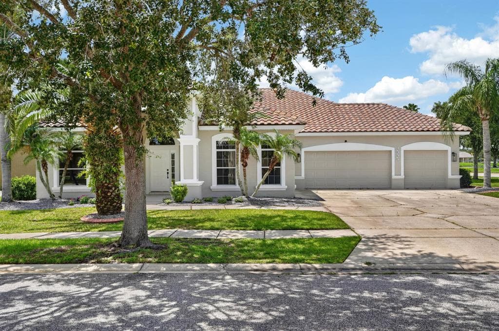 3555 MARIBELLA DRIVE photo 1