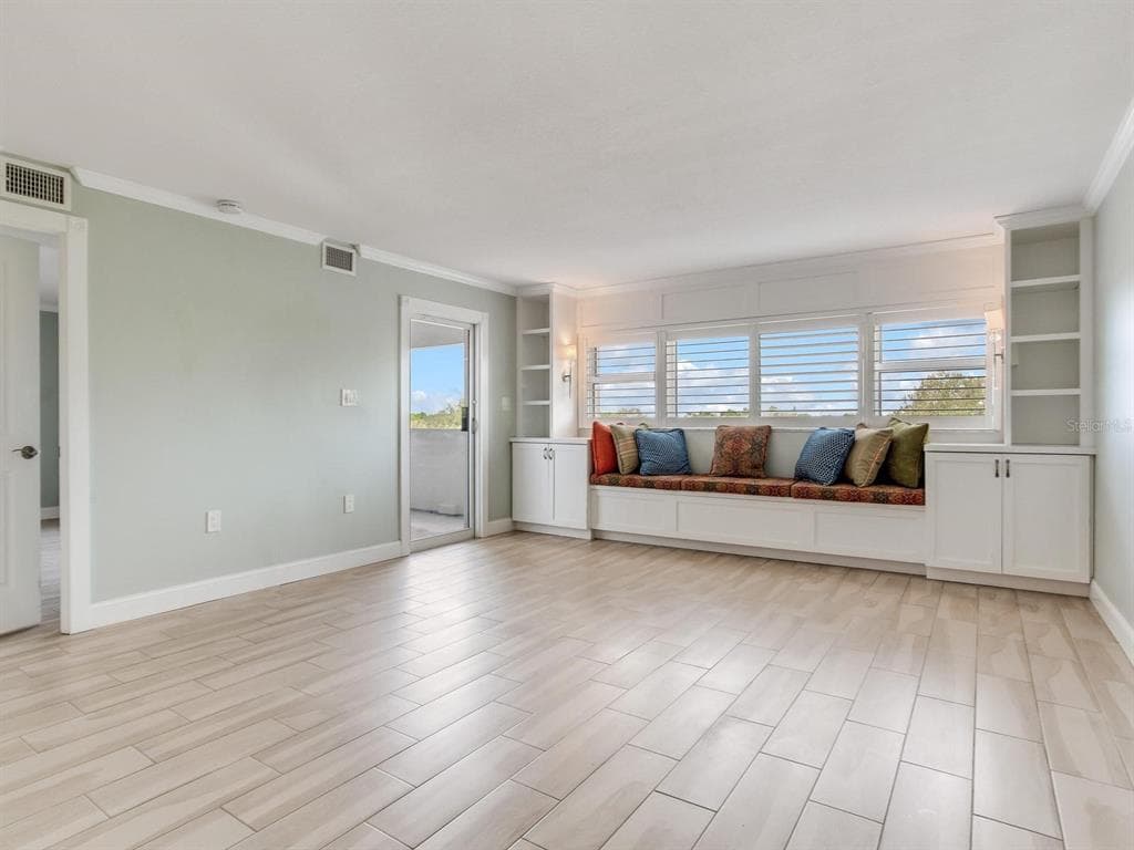 4141 BAYSHORE BOULEVARD 505 photo 12
