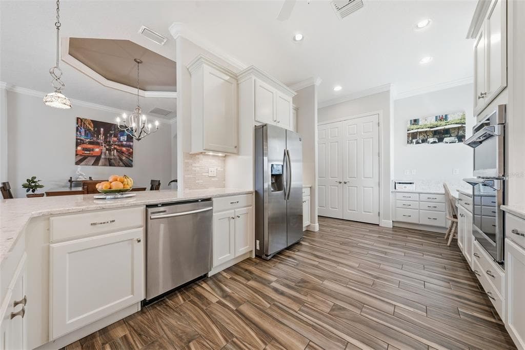 8732 PROVIDENCE COURT photo 24