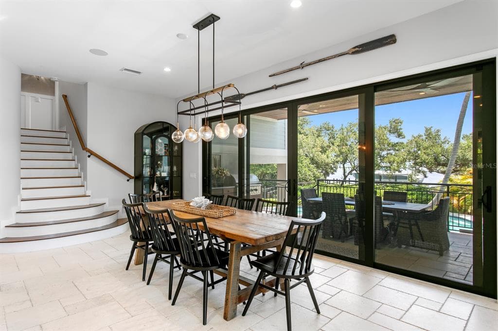 220 N HARBOR DRIVE photo 16