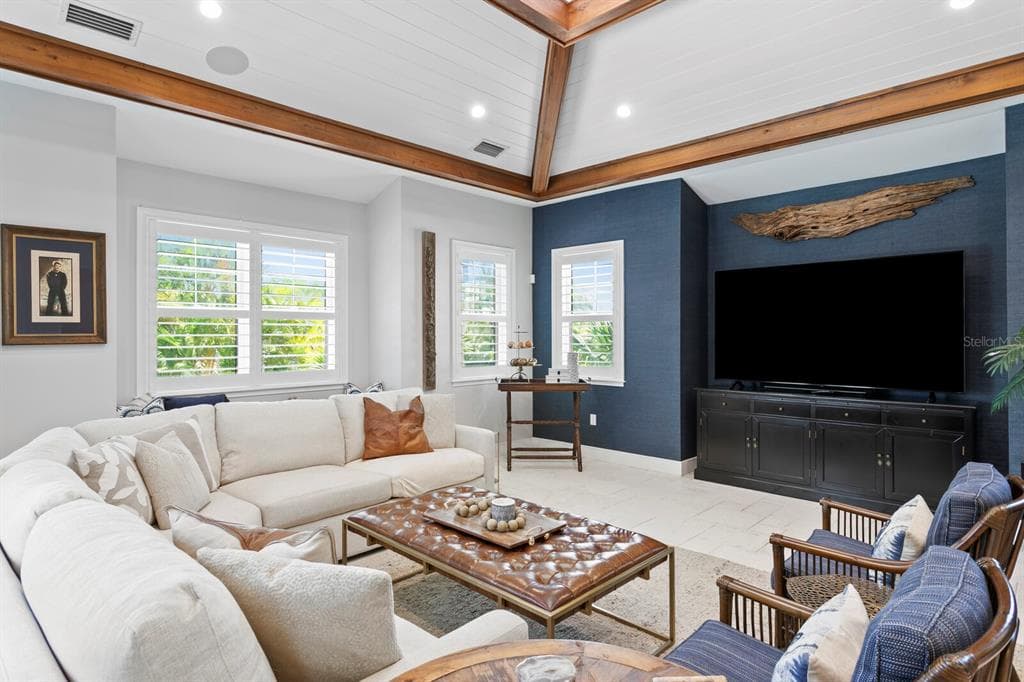 220 N HARBOR DRIVE photo 25