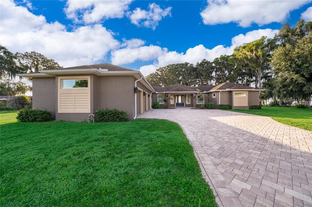 12131 EAGLES POINT COURT 3