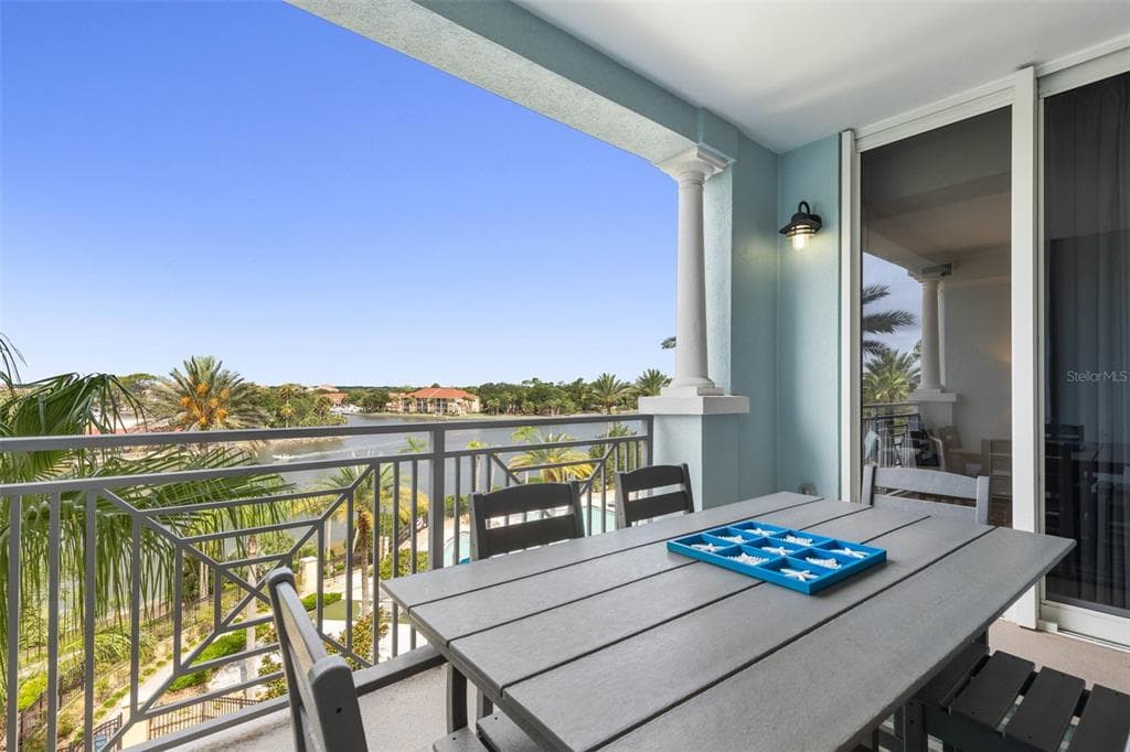 102 YACHT HARBOR DRIVE 467 photo 15