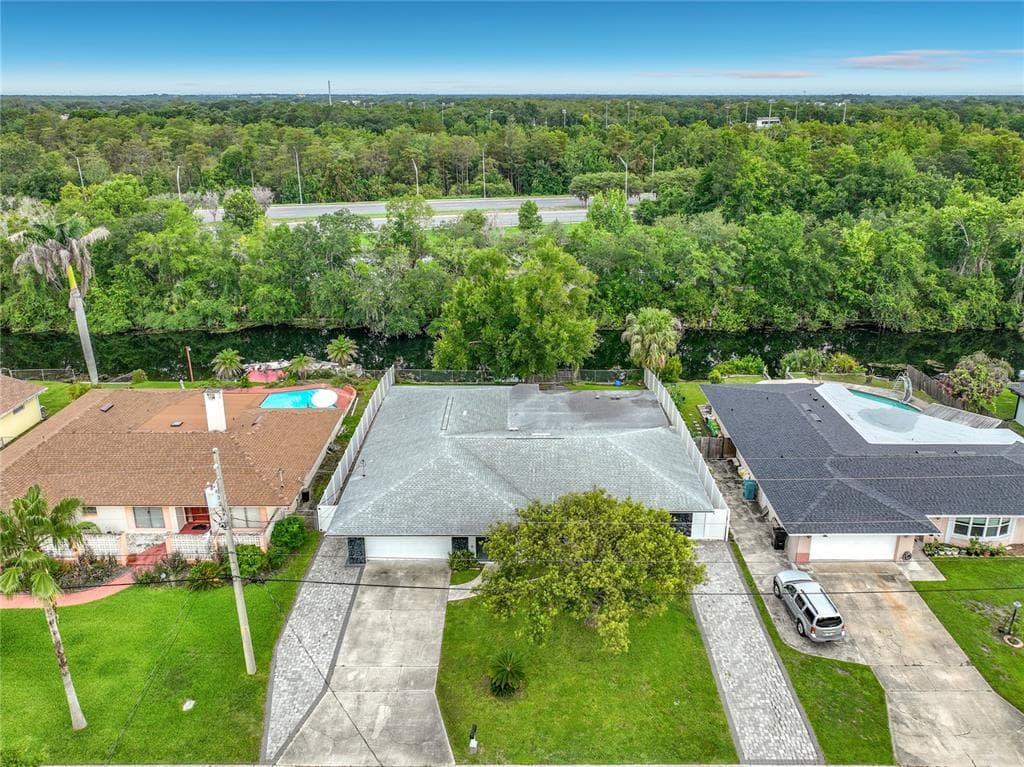 2425 LAUDERDALE COURT 3