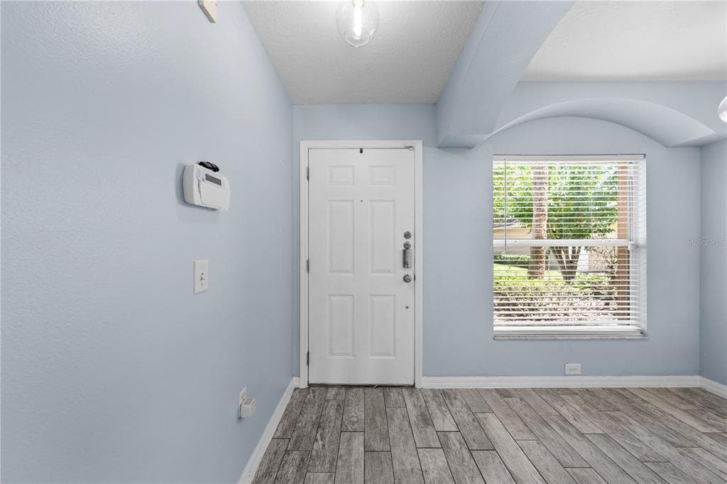 2705 EMERALD LAKE CT 2705 photo 12