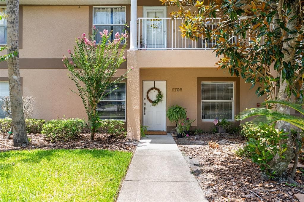 2705 EMERALD LAKE CT #2705 1