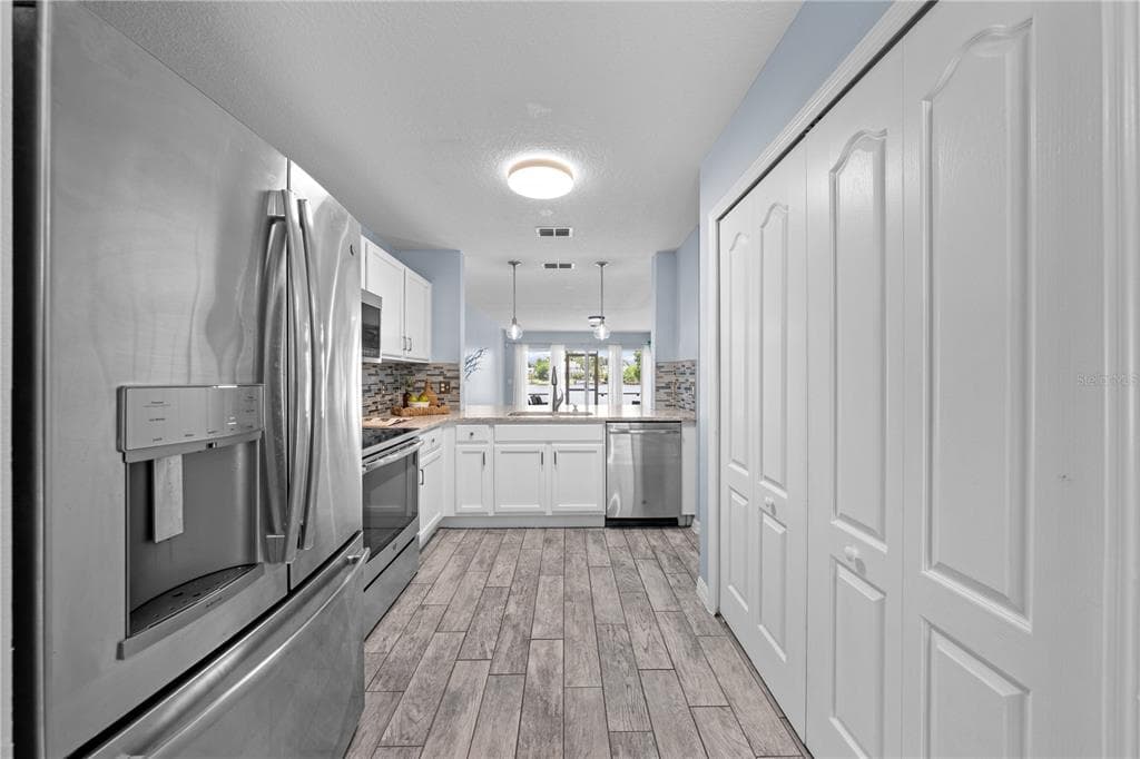 2705 EMERALD LAKE CT 2705 photo 8