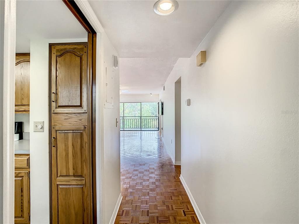 1158 CARMEL CIRCLE 430 photo 6