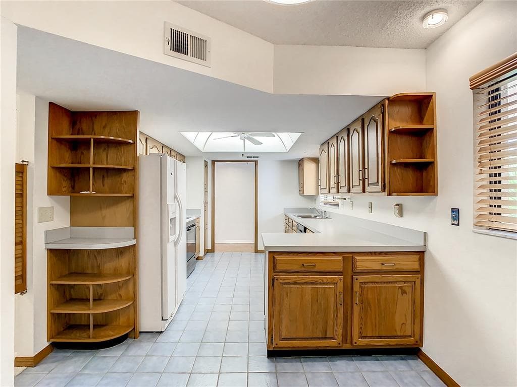 1158 CARMEL CIRCLE 430 photo 13