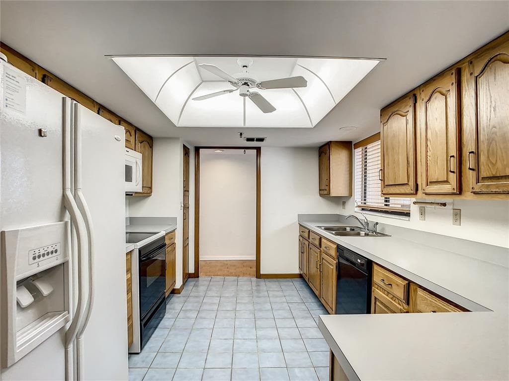 1158 CARMEL CIRCLE 430 photo 10