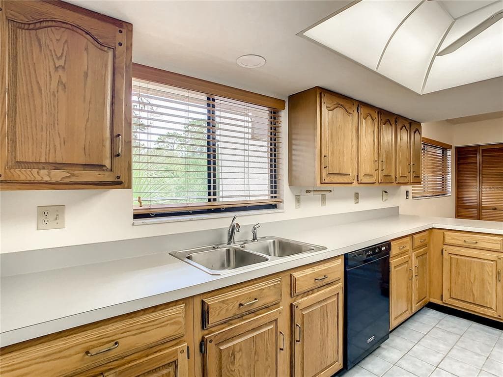 1158 CARMEL CIRCLE 430 photo 8