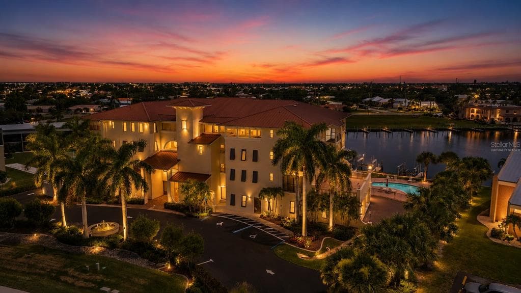 1340 ROCK DOVE COURT #123 2