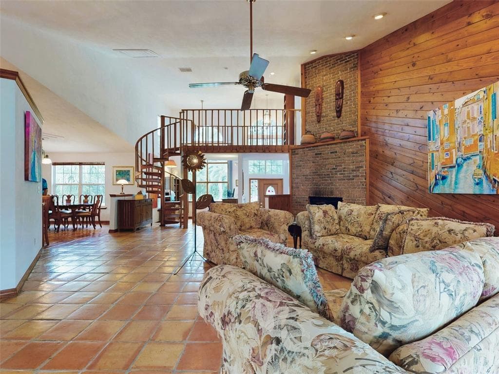 1205 WILLIAMS ROAD photo 10