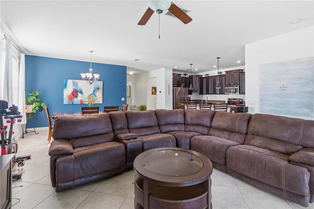 4355 SUMMER BREEZE WAY photo 16