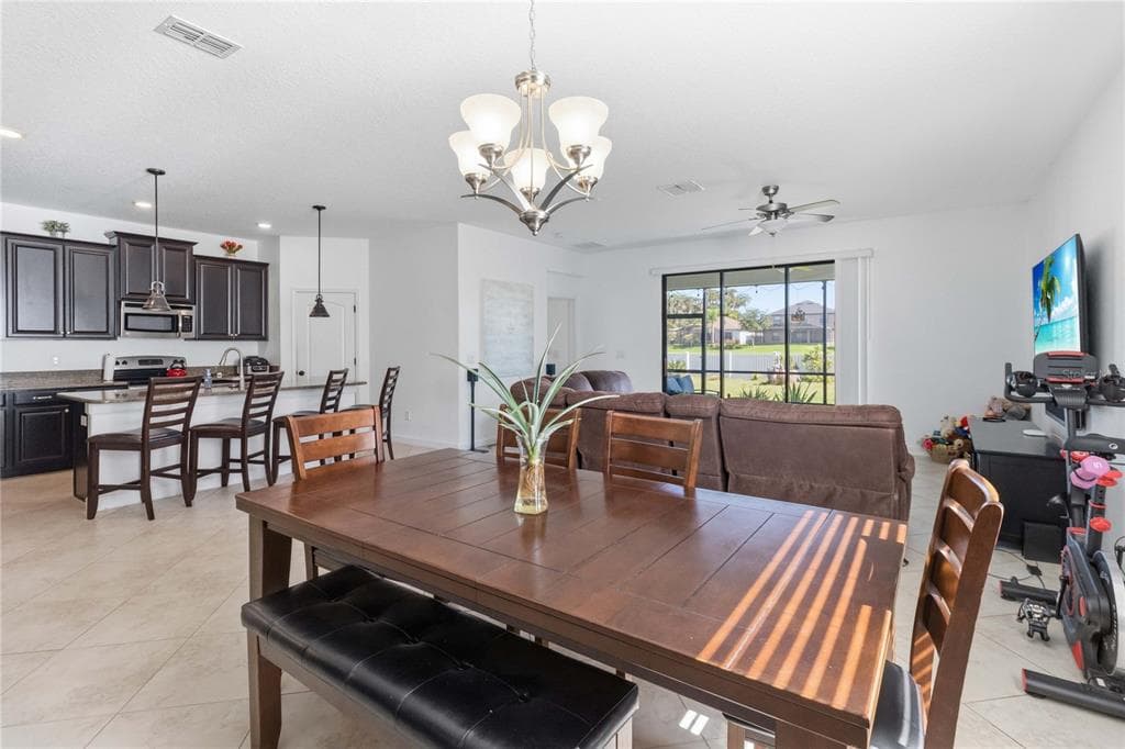 4355 SUMMER BREEZE WAY photo 7