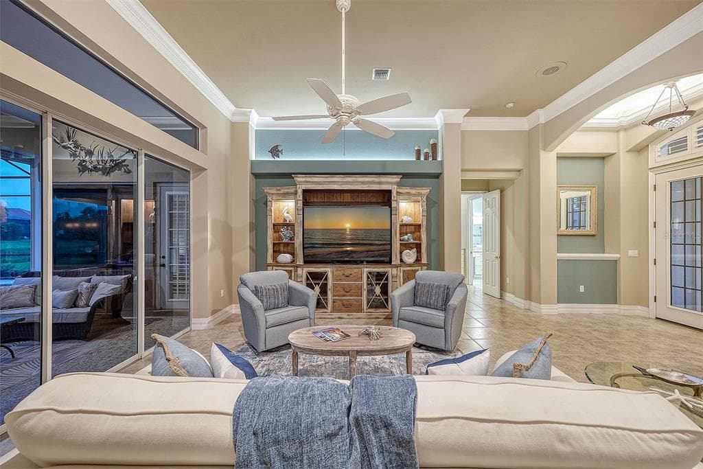 11 N CAYMAN ISLES BOULEVARD photo 10