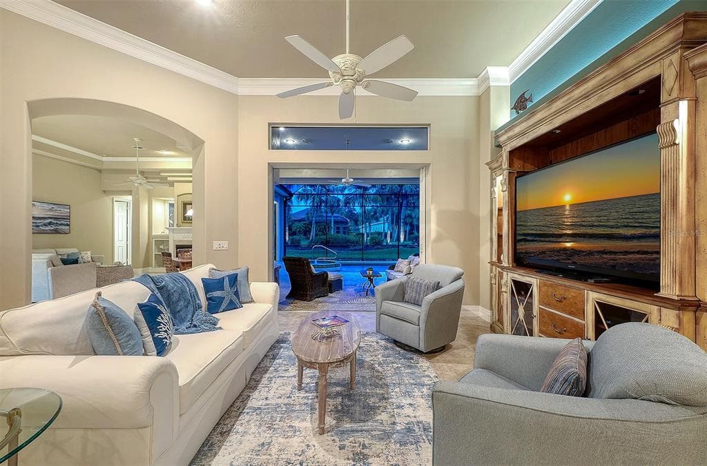 11 N CAYMAN ISLES BOULEVARD photo 8