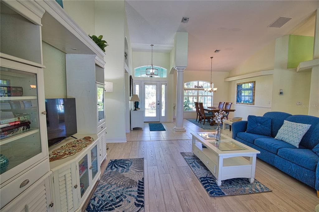 525 ROTONDA CIRCLE photo 20
