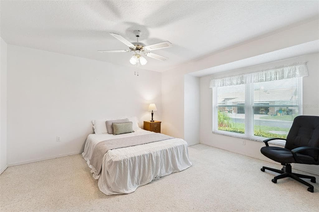 501 EASTLAKE DRIVE photo 19