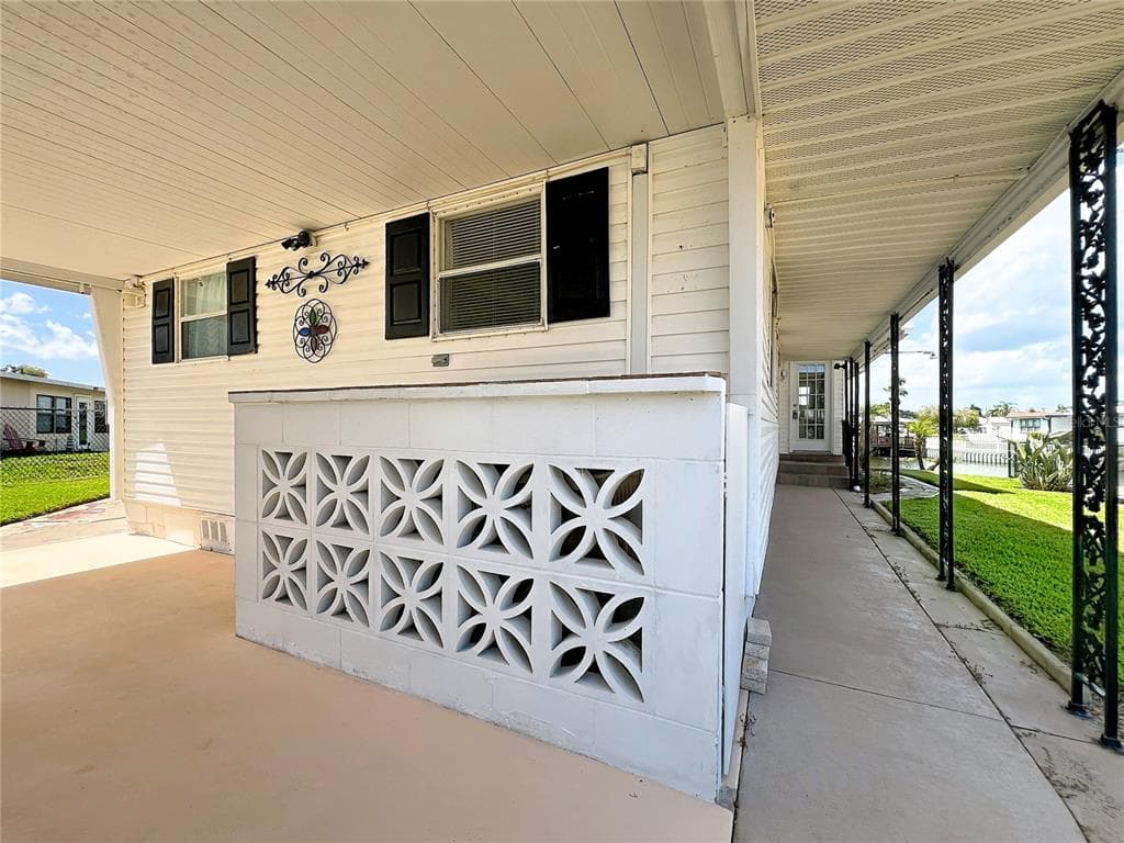 30041 WAUSAUKEE DRIVE 5