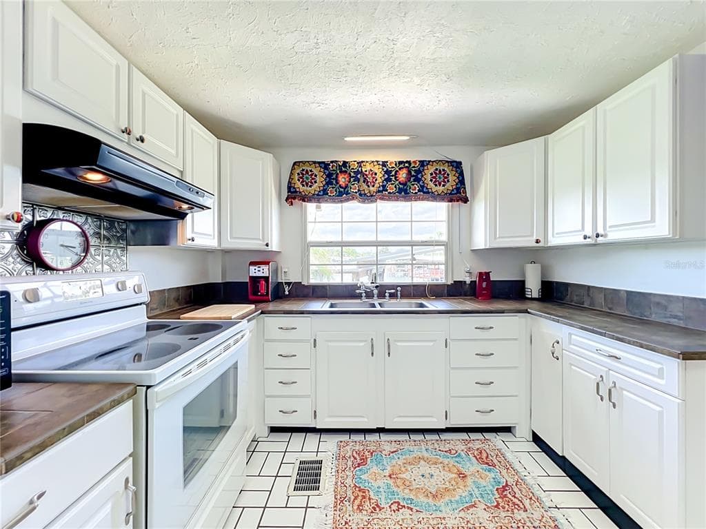 30041 WAUSAUKEE DRIVE photo 19