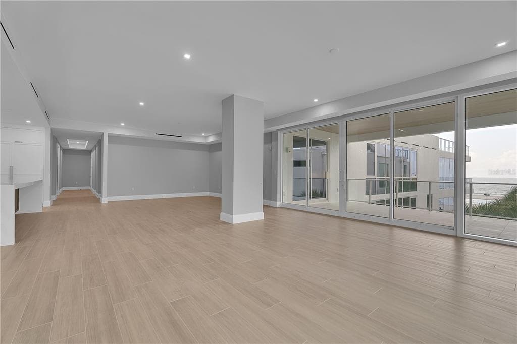 70 AVENIDA VENECCIA 304 photo 12