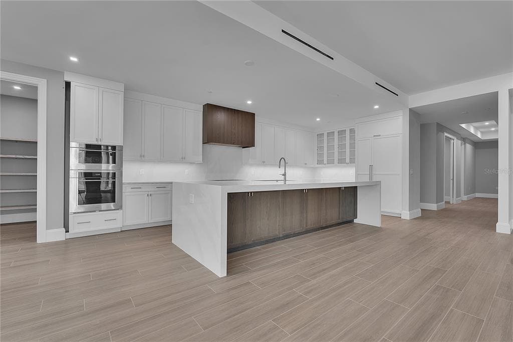 70 AVENIDA VENECCIA 304 photo 5