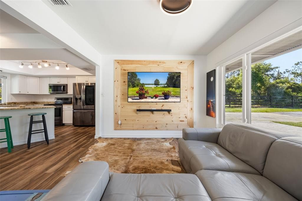 37951 WASHINGTON LOOP ROAD photo 18