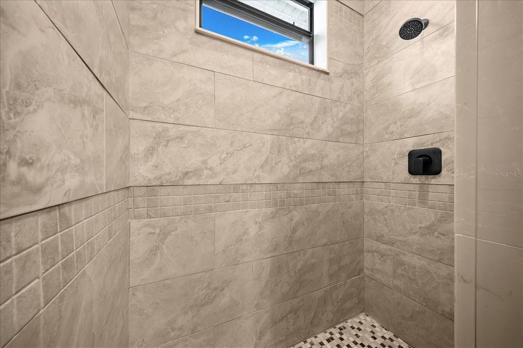 15504 HENNIPEN CIRCLE photo 23